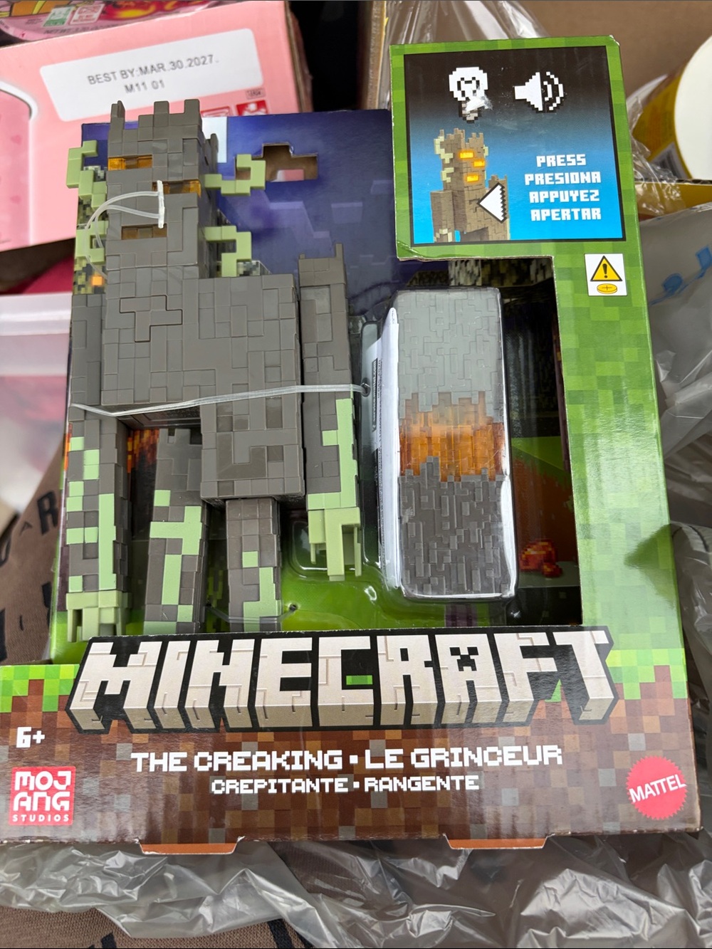 Minecraft Creaking Heart Figure - Green & Gray